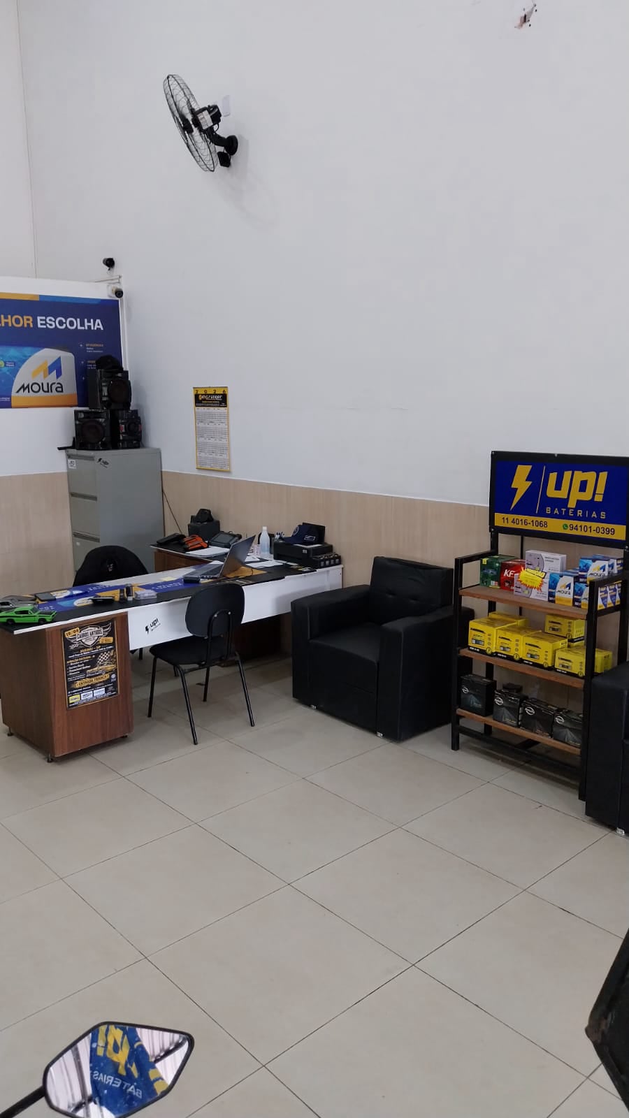 venda de baterias, teste e diagnostico, instalação, manutenção preventiva e troca de cabos